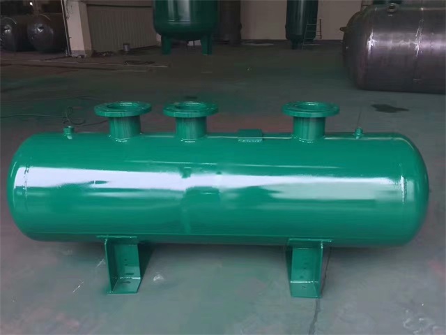 1679991473376569.jpeg 苏尼特左苏尼特左苏尼特左蒸汽分气缸1.jpeg